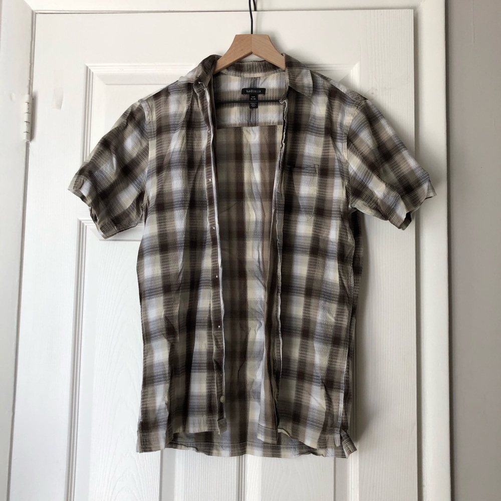 Van Heusen Short Sleeve Collared Button Down